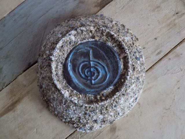 Contemporary stoneware sculpture by East Yorkshire ceramicist Stewart Taylor